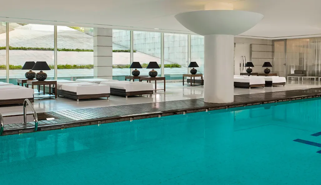 Sheraton Porto pool day pass