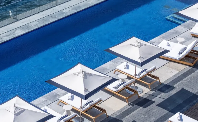 The Peninsula Istanbul pool day pass