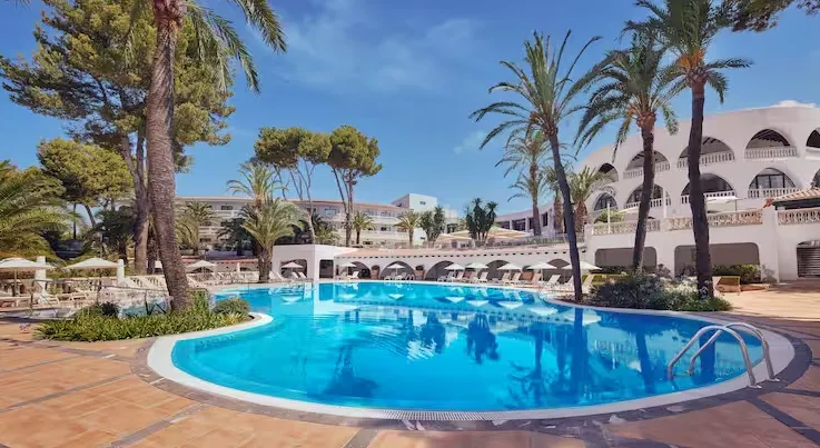 Hilton Mallorca Galatzo pool day pass